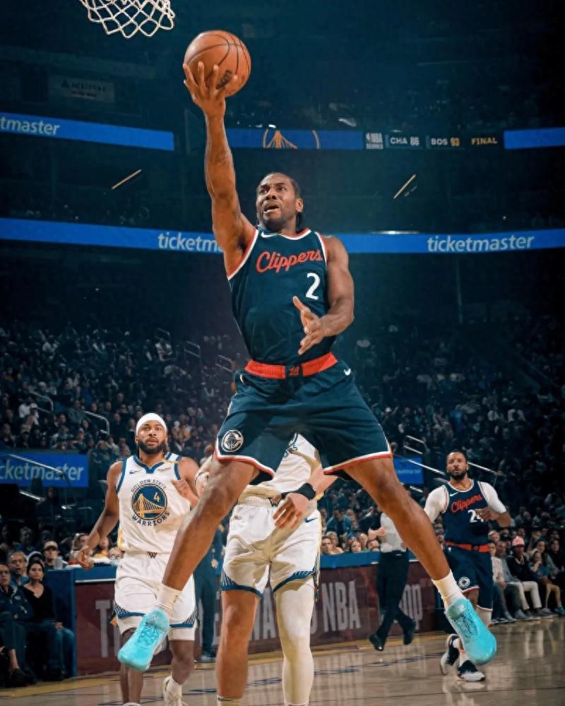 尼日利亚男篮鏖战立陶宛男篮，伦纳德送出助攻