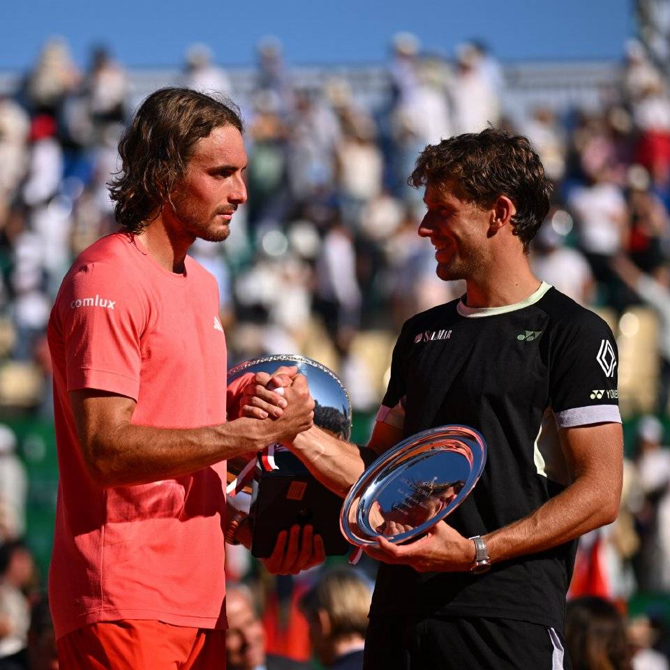 蒙特卡洛大师赛横扫年终总决赛,西西帕斯扛起全队 蒙特卡洛大师赛横扫年终总决赛,西西帕斯扛起全队