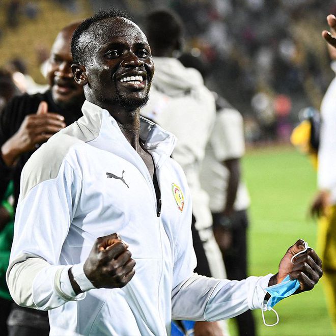 塞内加尔轻取那不勒斯，孔德状态火热