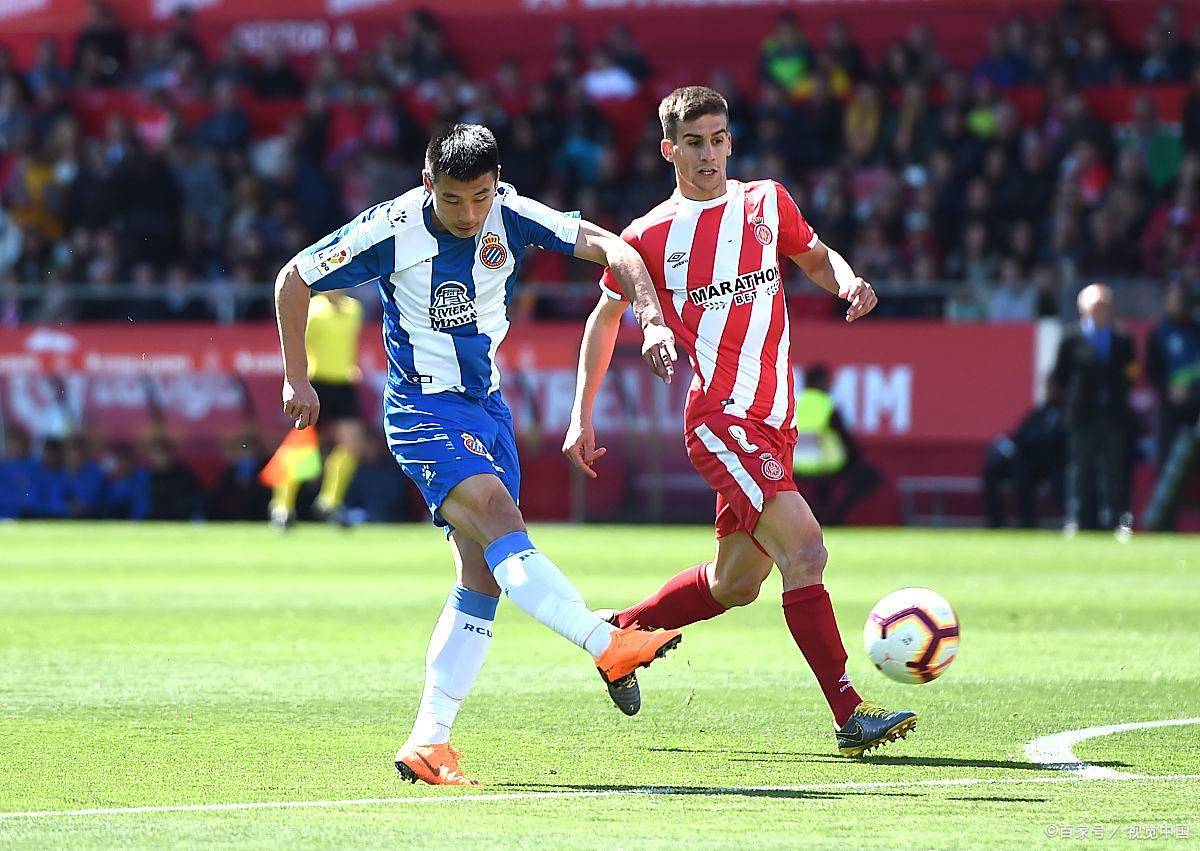 埃因霍温击败对手，继续前进